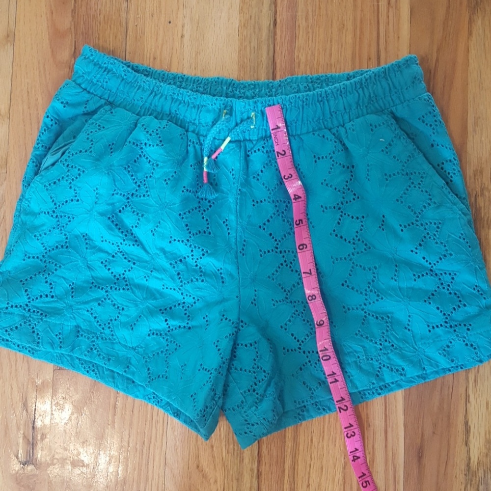 🌻3/$10!! Girl's eyelet shorts